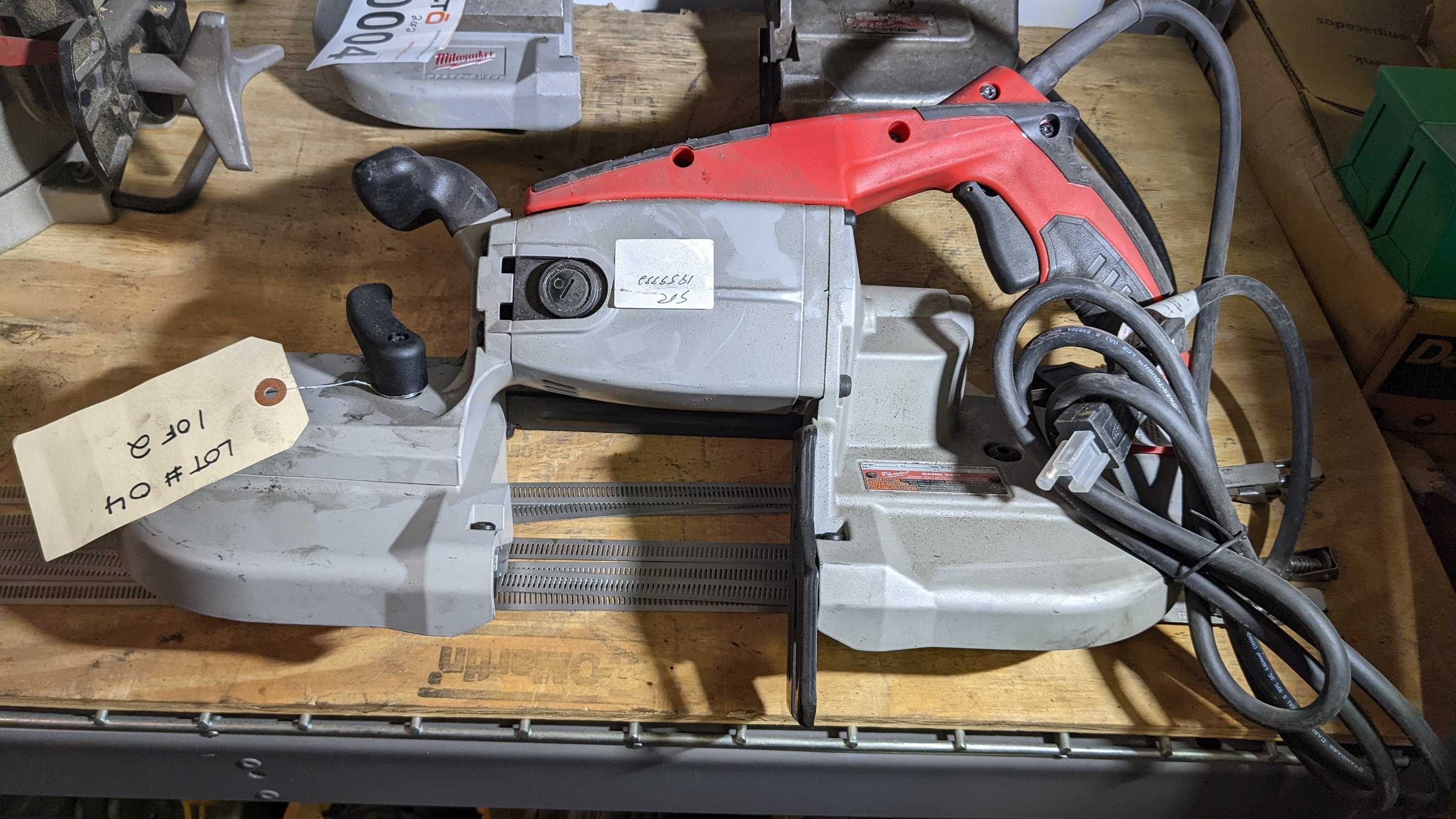 MILWAUKEE BAND SAW - ELECTRIC POWER TOOLS
