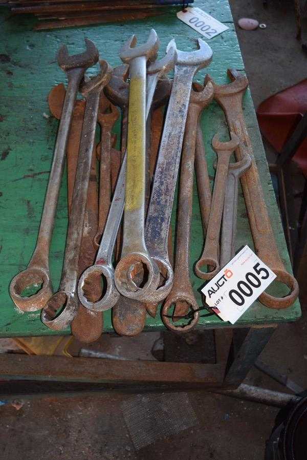LOT OF LARGE CRESCENT WRENCHES - MISCELLANEOUS