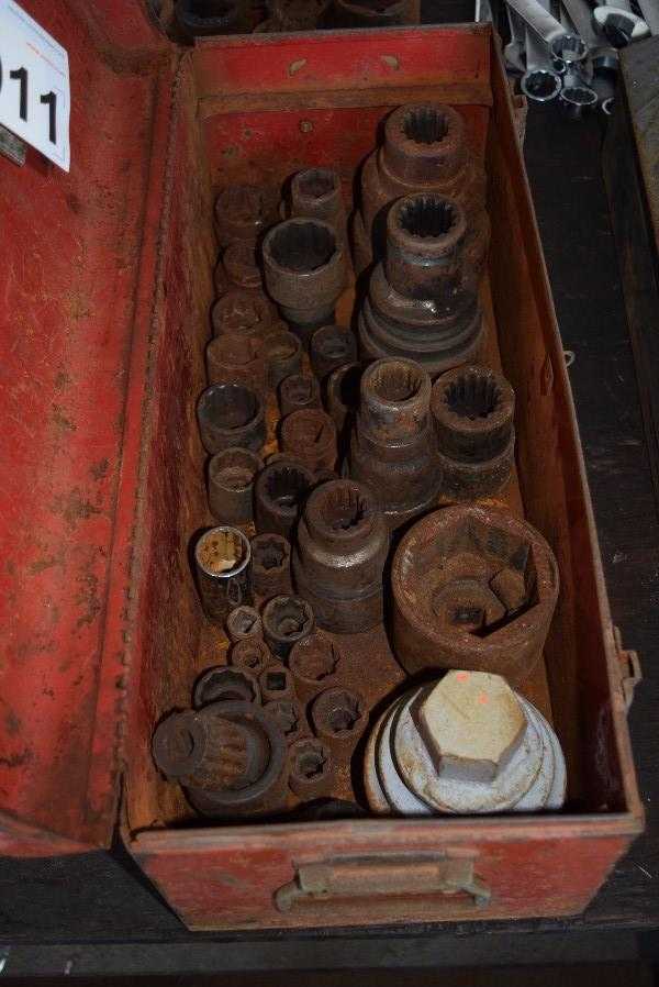 LOT OF ASSORTED SOCKETS - MISCELLANEOUS
