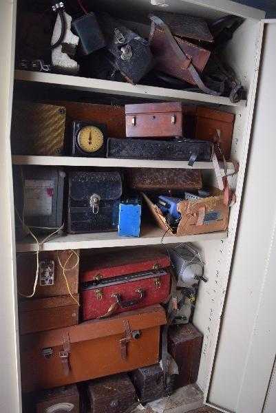 CONTENTS OF CABINET TEST EQUIPMENT METERS RECORDERS - MISCELLANEOUS