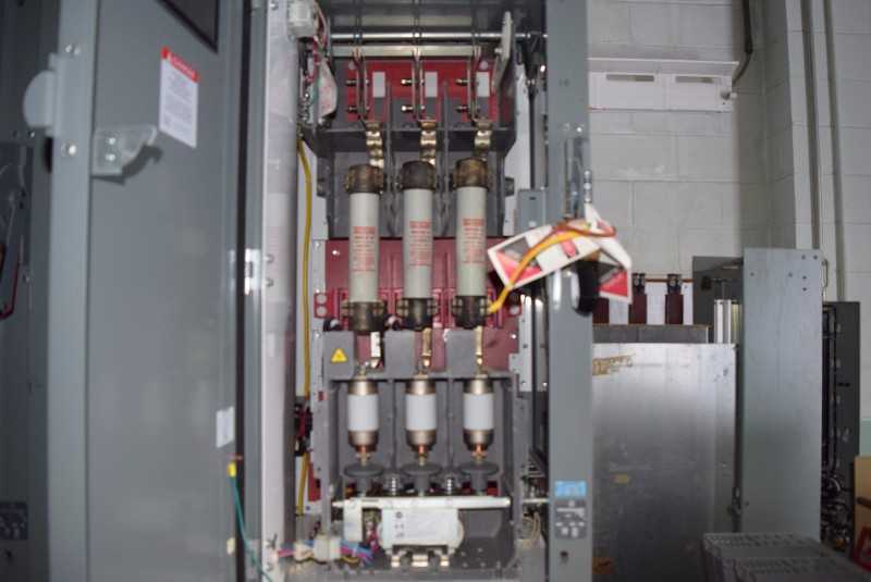  ALLEN BRADLEY 5KV STARTER SECTION WITH 4 STARTERS - MISCELLANEOUS