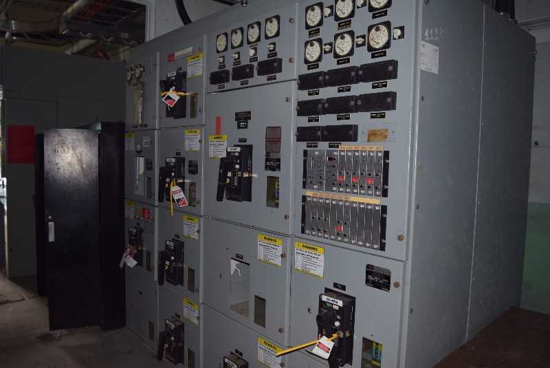 FPE SWITCHGEAR BREAKER 7 X FPE 42H-3 CIRCUIT BREAKER SWITCHGEAR 600 V 120 V COIL 42KA 1 X 75H-3 66KA CIRCUIT BREAKER SWITCHGEAR - MISCELLANEOUS
