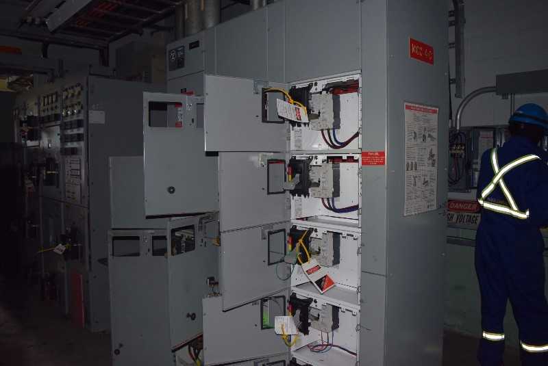WESTINGHOUSE FIVE STAR MCC 3 SECTIONS 9 BUCKETS WC201K5CAQ SIZE 5 STARTER HKA3225F 225 A BREAKER 400 A BREAKER 3 X 100 A BREAKER - MISCELLANEOUS