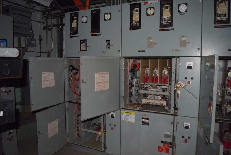 FPE 4 SECTIONS 5 X VC5 CONTACTOR SWITCHGEAR 2000 A 4160 VAC - MISCELLANEOUS