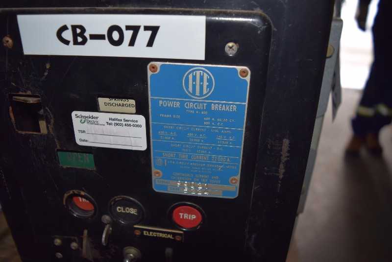 LOT OF 2 ASSORTED CIRCUIT BREAKERS FOR SWITCHGEAR FPE 42H-3 ITE K-600 600 A - MISCELLANEOUS