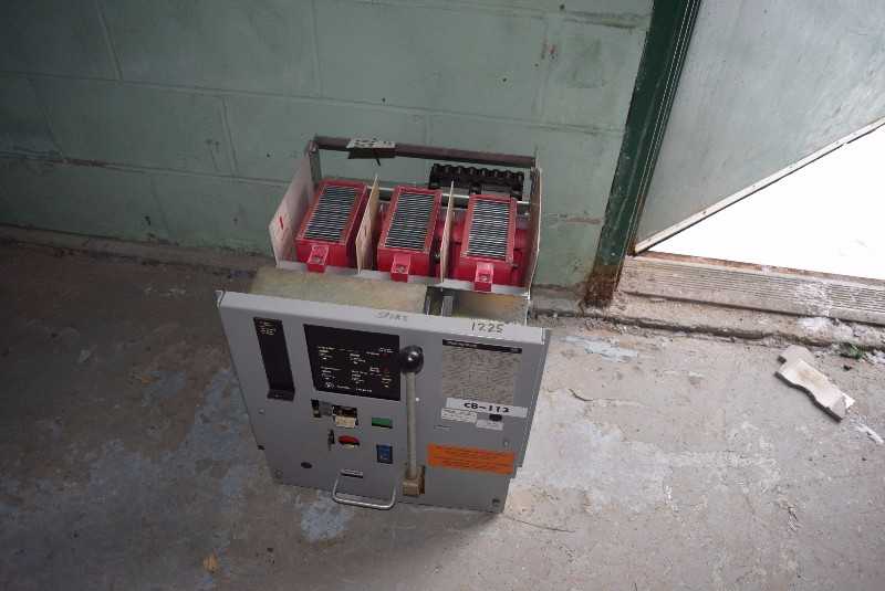 WESTINGHOUSE DS206 800 A LOW VOLTAGE CIRCUIT BREAKER SWITCHGEAR - MISCELLANEOUS