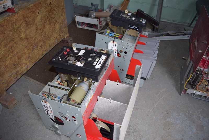 LOT OF 2 FPE ASSORTED CIRCUIT BREAKER FOR SWITCHGEAR 42H-3 42KA 25-2 150A 600A - MISCELLANEOUS