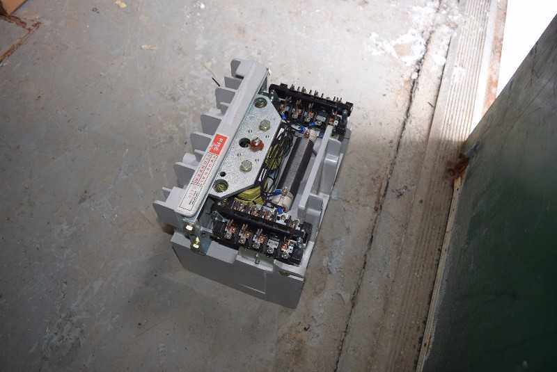 GEC INDUSTRIAL VB3AD400E1 400 A 3600 VAC VACUUM CONTACTOR - MISCELLANEOUS