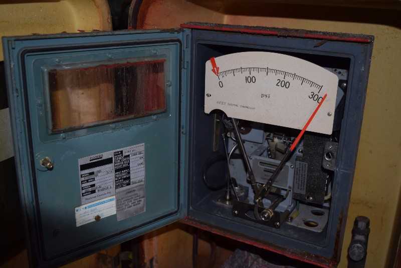FOXBORO 43EP-F7S3I PNEUMATIC CONTROLLER - MISCELLANEOUS