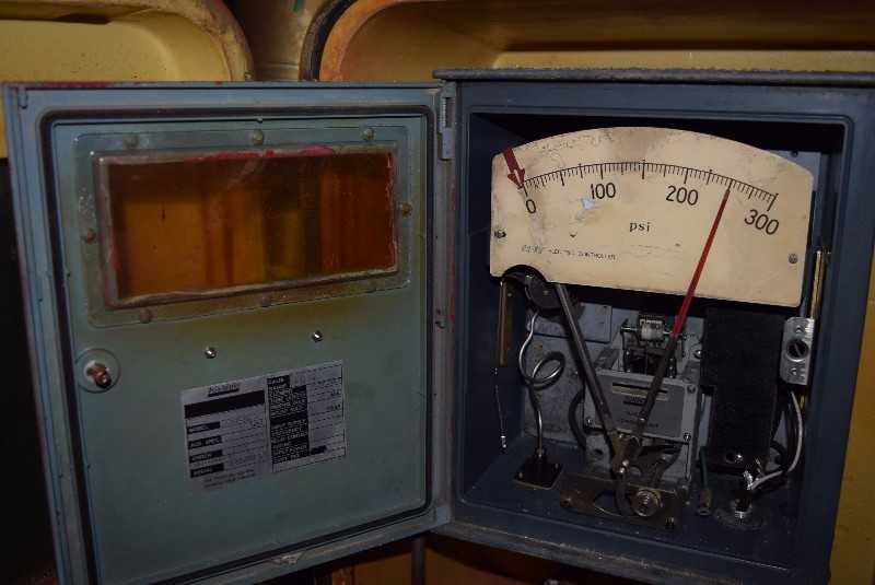 FOXBORO 43AP-FA42C PNEUMATIC CONTROLLER - MISCELLANEOUS
