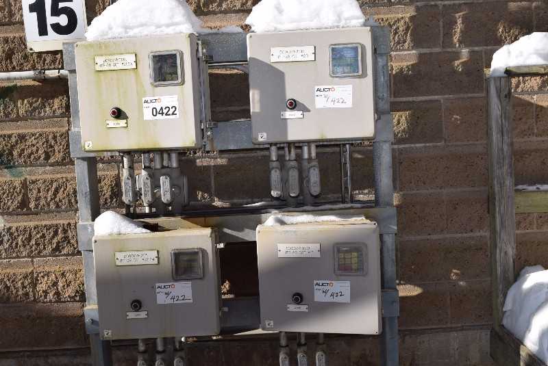 LOT OF 4 THERMON TC101A HEAT TRACING CONTROL AND MONITORING UNIT - MISCELLANEOUS