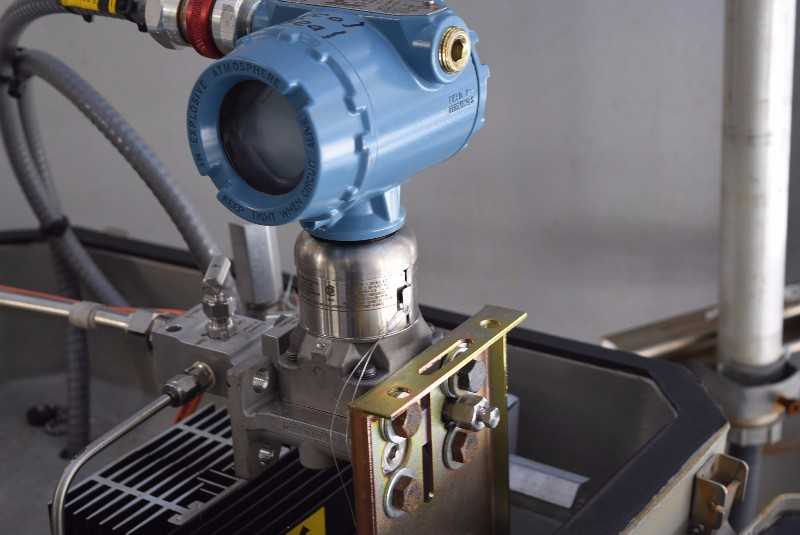ROSEMOUNT 3051 PRESSURE TRANSMITTER - MISCELLANEOUS