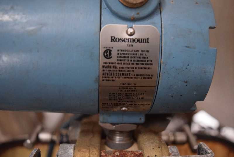 LOT OF 4 ROSEMOUNT TRANSMITTERS & FORBORO DIFFERENTIAL PRESSURE TRANSMITTER 3 X C115 1 X 13A1-MK2 - MISCELLANEOUS