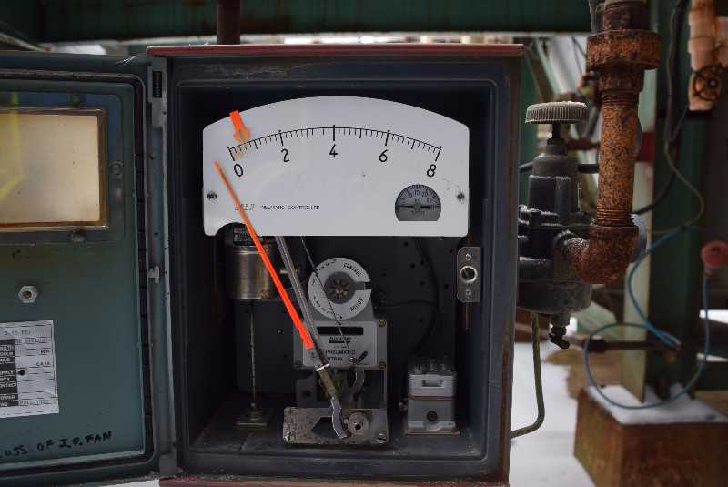 FOXBORO 43AP-FA12N PNEUMATIC CONTROLLER - MISCELLANEOUS