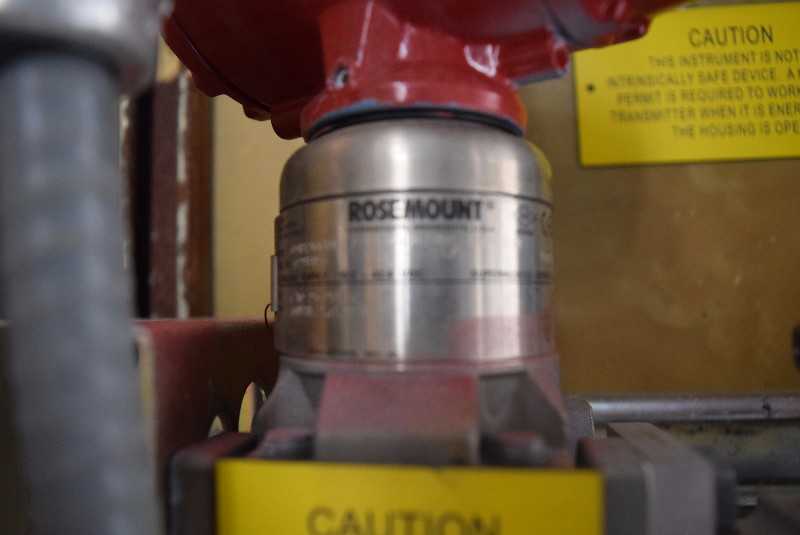 LOT OF TWO ROSEMOUNT 3051 PRESSURE TRANSMITTER - MISCELLANEOUS