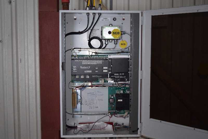 CERBERUS PYROTROICS SYSTEMS 3 UNIVERSAL ALARM CONTROL MODEL CP-35 CONTROL UNIT W/ INTELLIGENT SENSOR TOXIC GAS TS4000H P/N 46113 - MISCELLANEOUS