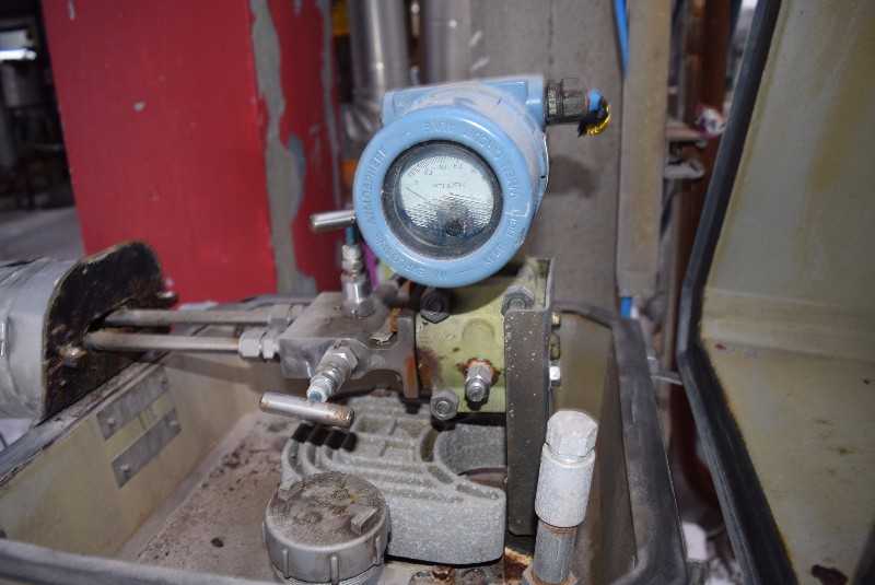 LOT OF 4 ROSEMOUNT 1151 PRESSURE TRANSMITTERS - MISCELLANEOUS