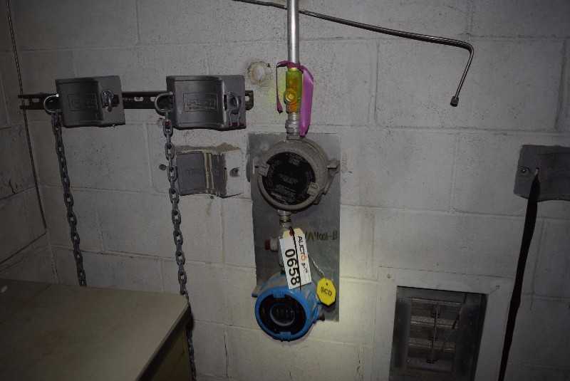 DEITRONICS U8700G7147 UNITIZED COMBUSTIBLE GAS DETECTOR EXPLOSION PROOF - MISCELLANEOUS