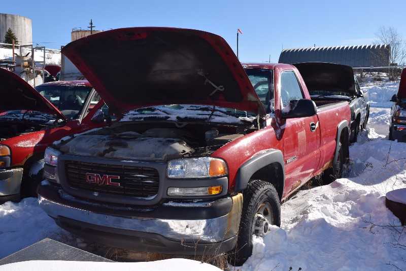 2002 GMC SIERRA 1500 SL VIN 1GTGC24U62Z248170 6.0L AUTOMATIC - MISCELLANEOUS