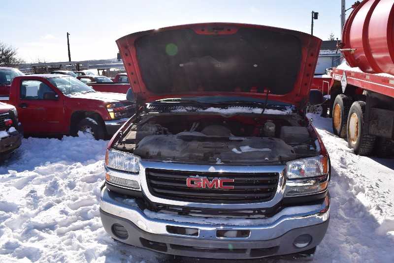 2006 GMC SIERRA SL 2500HD 4X4 VIN 1GTHK241U06E153186 50639KM 6.0L AUTOMATIC PICKUP TRUCK - MISCELLANEOUS