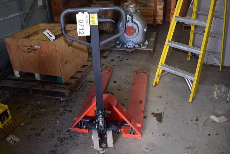 JET 5500LB CAPACITY PALLET JACK - MISCELLANEOUS