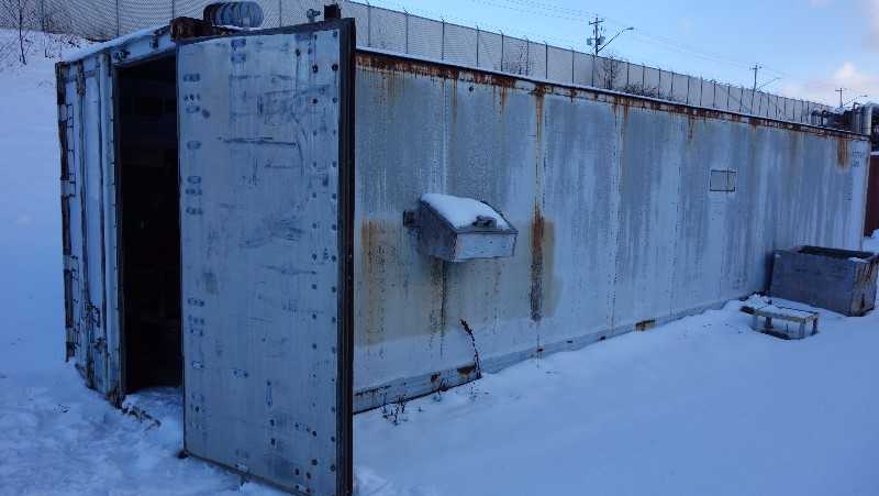40FT CONTAINER W/ CONTENTS INCLUDE NUTS BOLTS FITTINGS VALVES SEALS VALVES GASKETS - MISCELLANEOUS