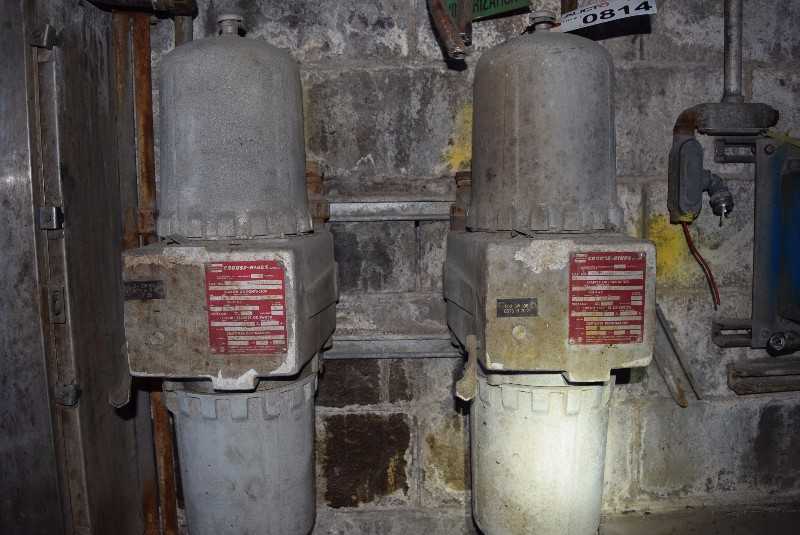 LOT OF 2 CROUSE HINDS BREAKER DISCONNECT 10 A EPC971-T-W6413-S198V - MISCELLANEOUS