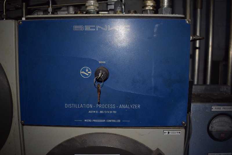 BENKE DISTILLATION PROCESS ANALYZER ASTM D-86/DIN 51 751 MICRO PROCESSED CONTROLLED - MISCELLANEOUS