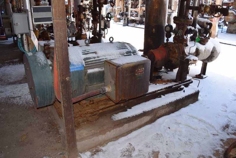WESTINGHOUSE AC MOTOR HAS 3 PHASE 60 HZ 4000 VAC 200 HP - MISCELLANEOUS