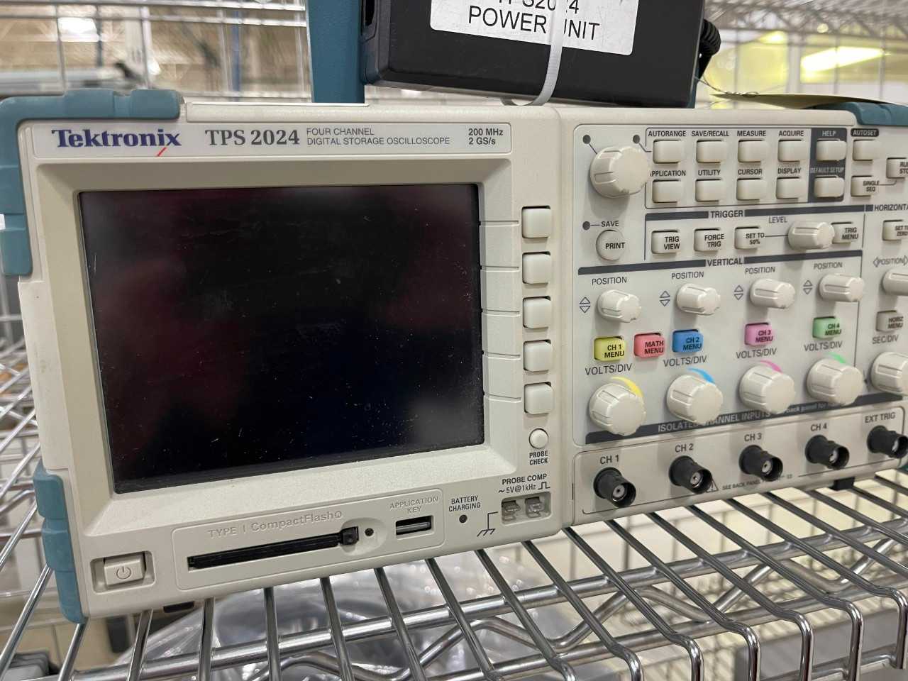 Tektronix TPS 2024 Digital Storage Oscilloscope - ANALYZER