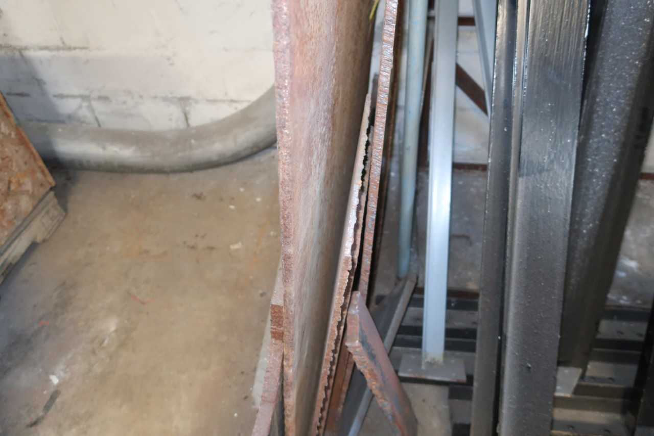 LOT OF ASSORTED STEEL SHEETS OF FABRICATING METAL - ELECTRIC POWER TOOLS