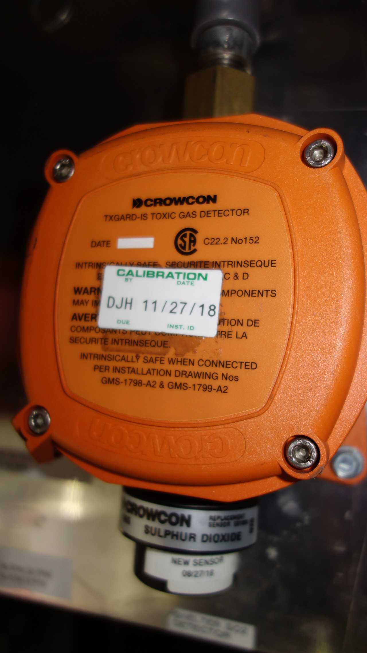 CONTENTS OF RACK, THERMO, ESC, TELEDYNE ANALYZERS - ANALYZER