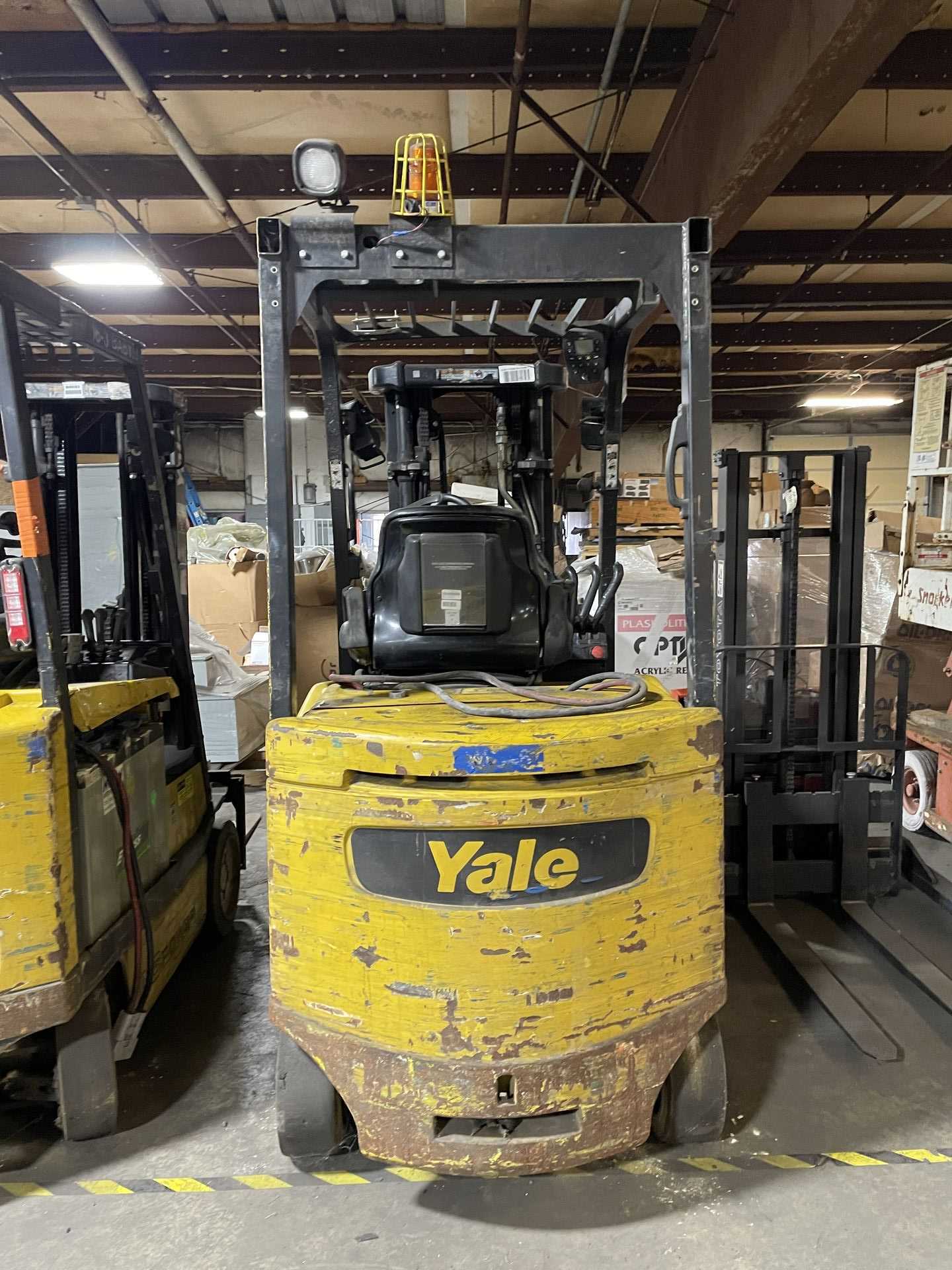 Yale ERC060VGN36TE085 Electric Forklift - SIT-DOWN FORKLIFTS