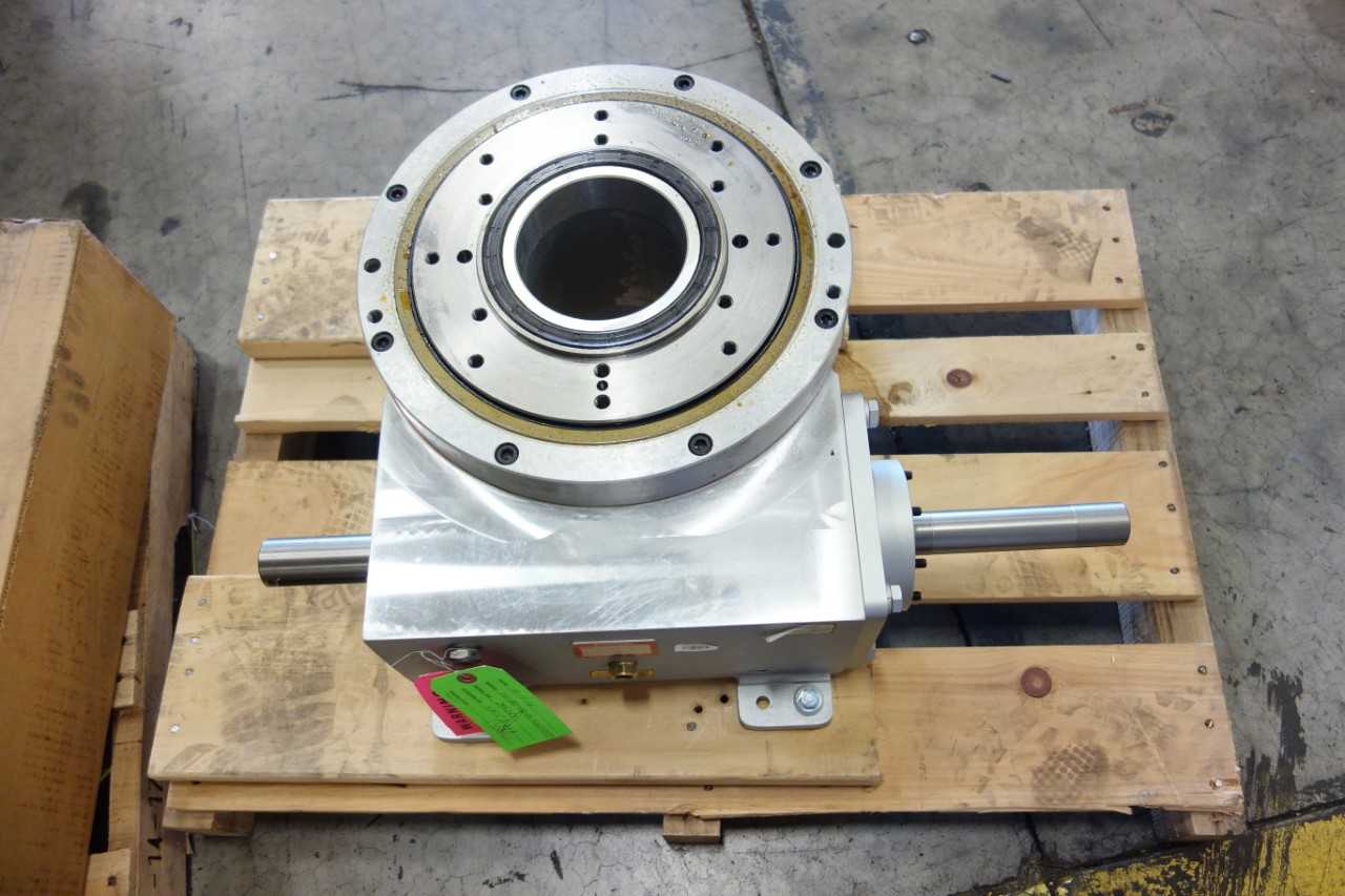 CAMCO GEAR DRIVE, MODEL# 1100RDM6H48-330 - GEAR REDUCERS