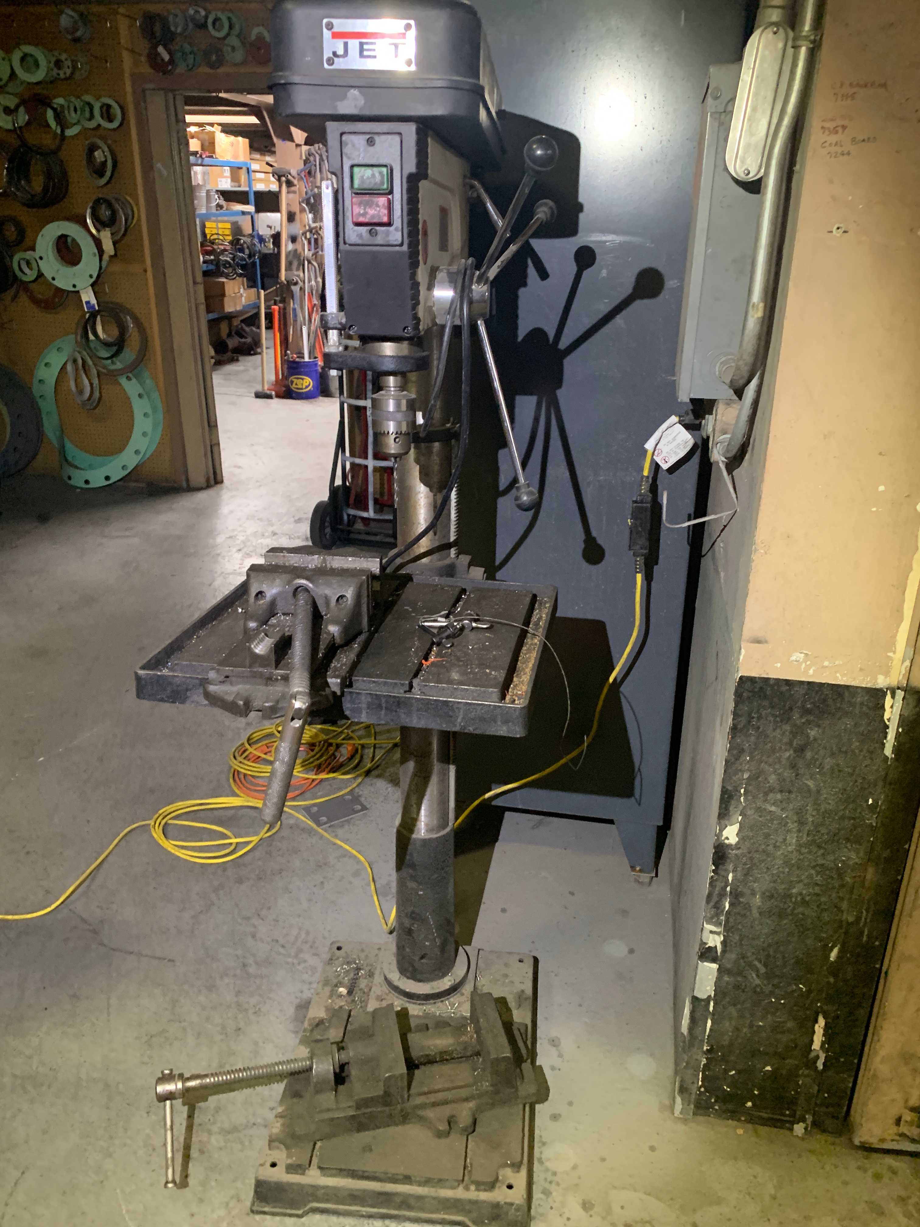 DRILL PRESS - UPRIGHT DRILL PRESSES