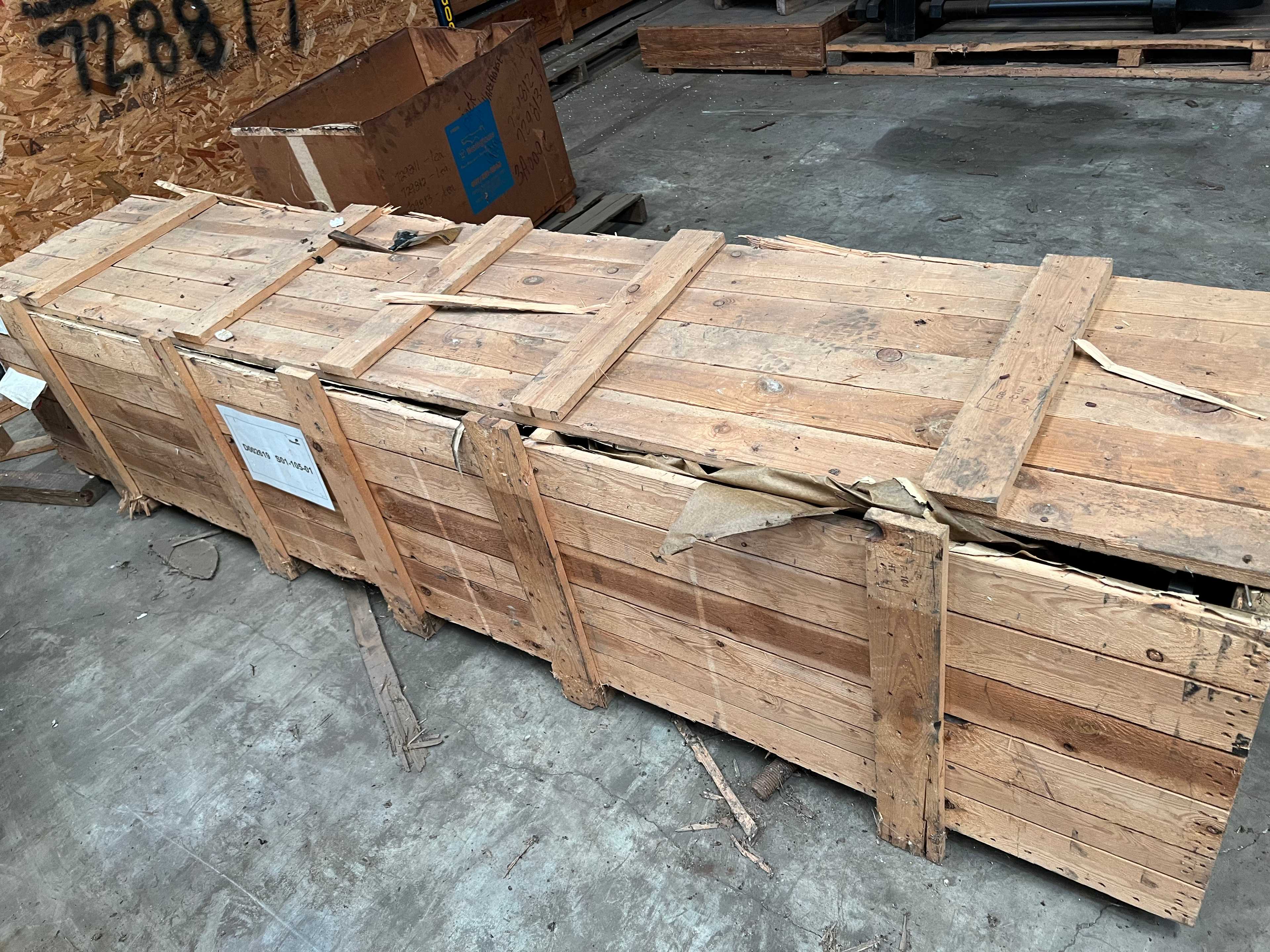 CONTENTS OF RACKING (RACKING NOT INCLUDED) - PALLET RACKING