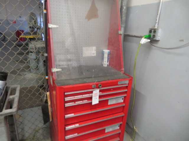 7 Drawer Tool Box Snap On - MISCELLANEOUS
