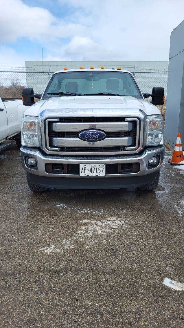 2016 - FORD - F-250 - PICKUP TRUCK - HYDRO EXCAVATOR TRUCKS