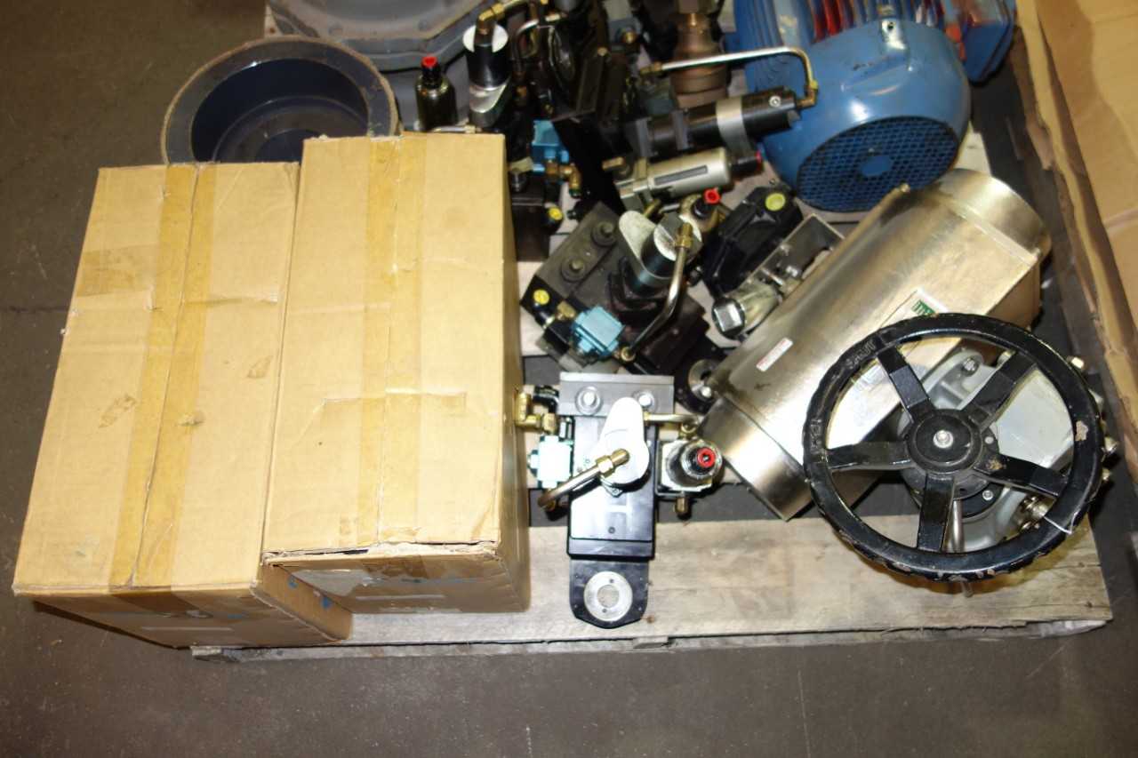 4 PALLETS OF ASSORTED AUTOMOTIVE SURPLUS - INDUSTRIAL PARTS