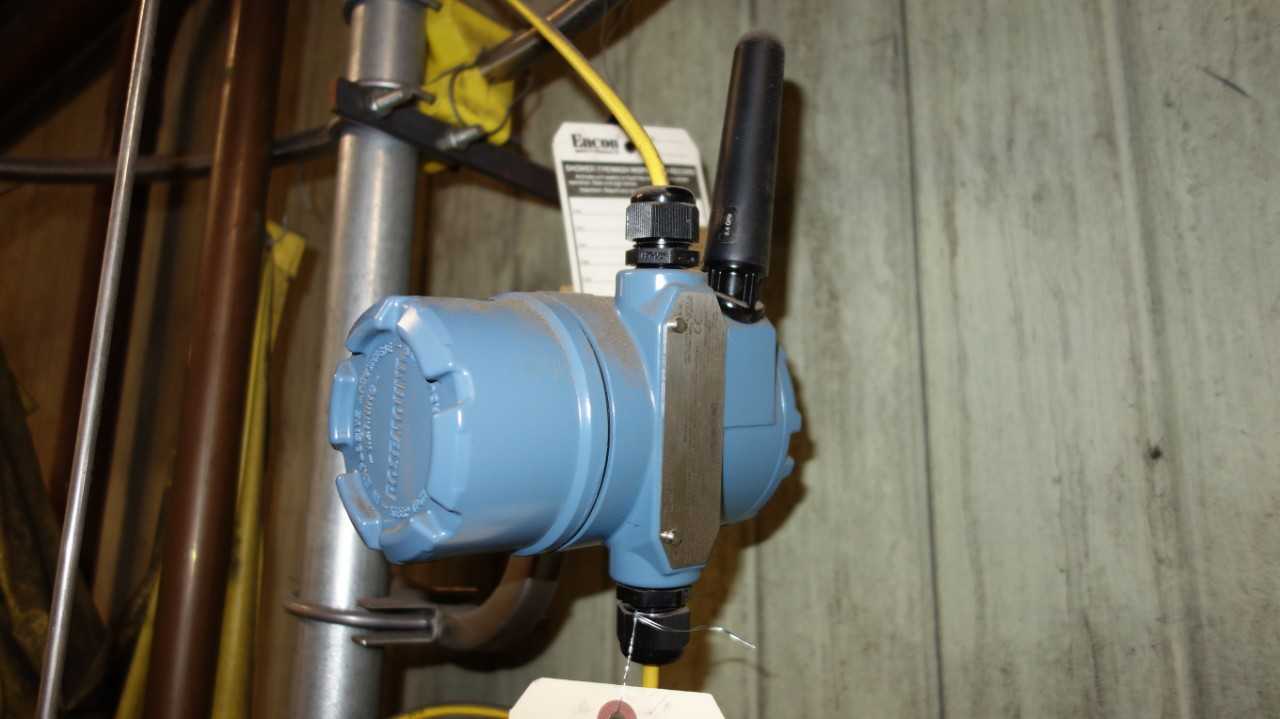 ROSEMOUNT 702DX32D1I5WA3WK1BSS01 WIRELESS TRANSMITTER - INSTRUMENTATION