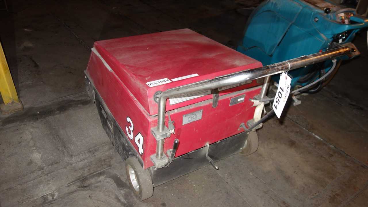 FACTORY CAT 34 FLOOR SWEEPER - PLANT & FACILITY