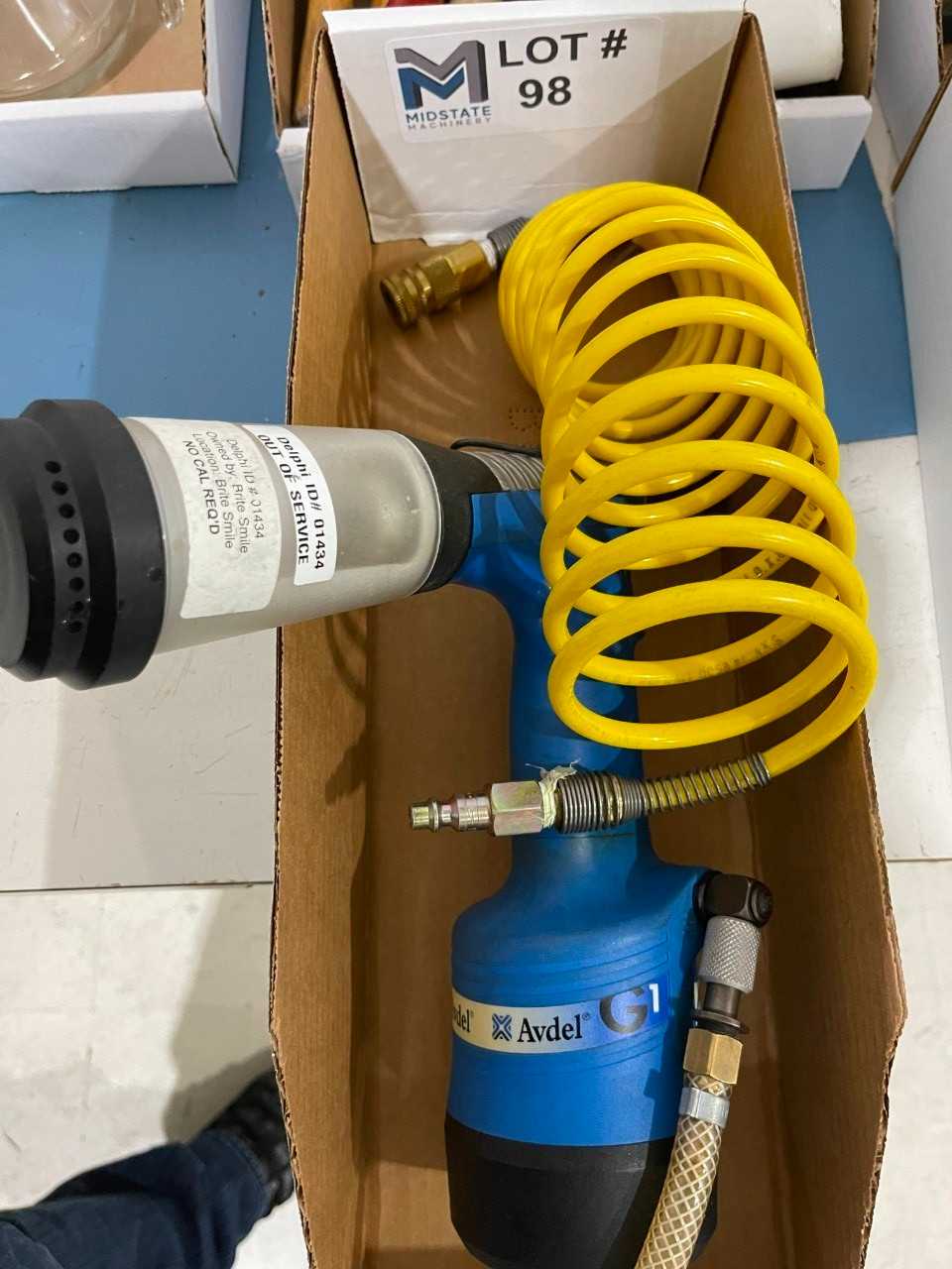 Avdel Textron Numatic Rivet Gun - PNEUMATIC POWER TOOL