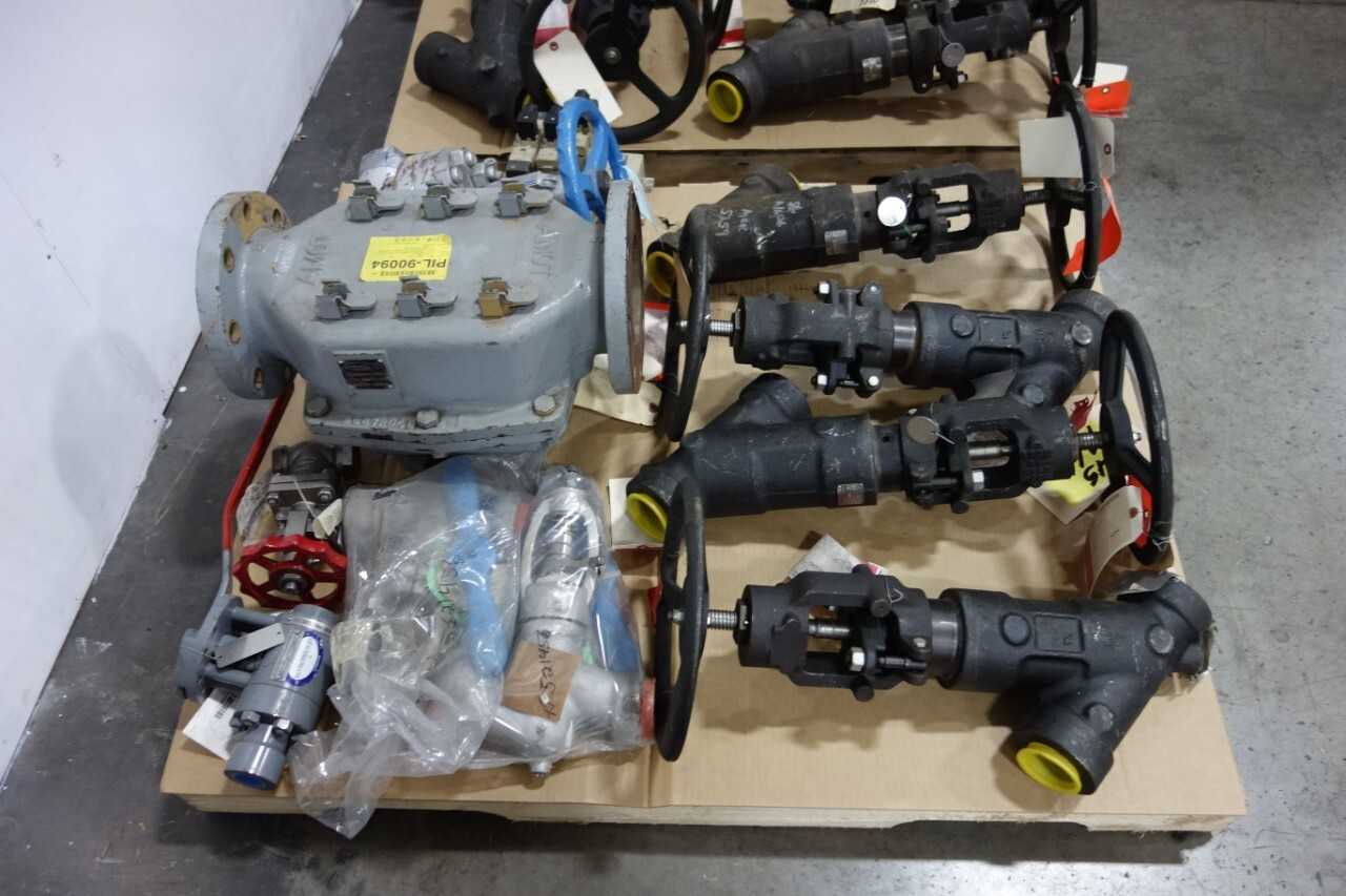 2 PALLETS OF ASSORTED VALVES - VALVES