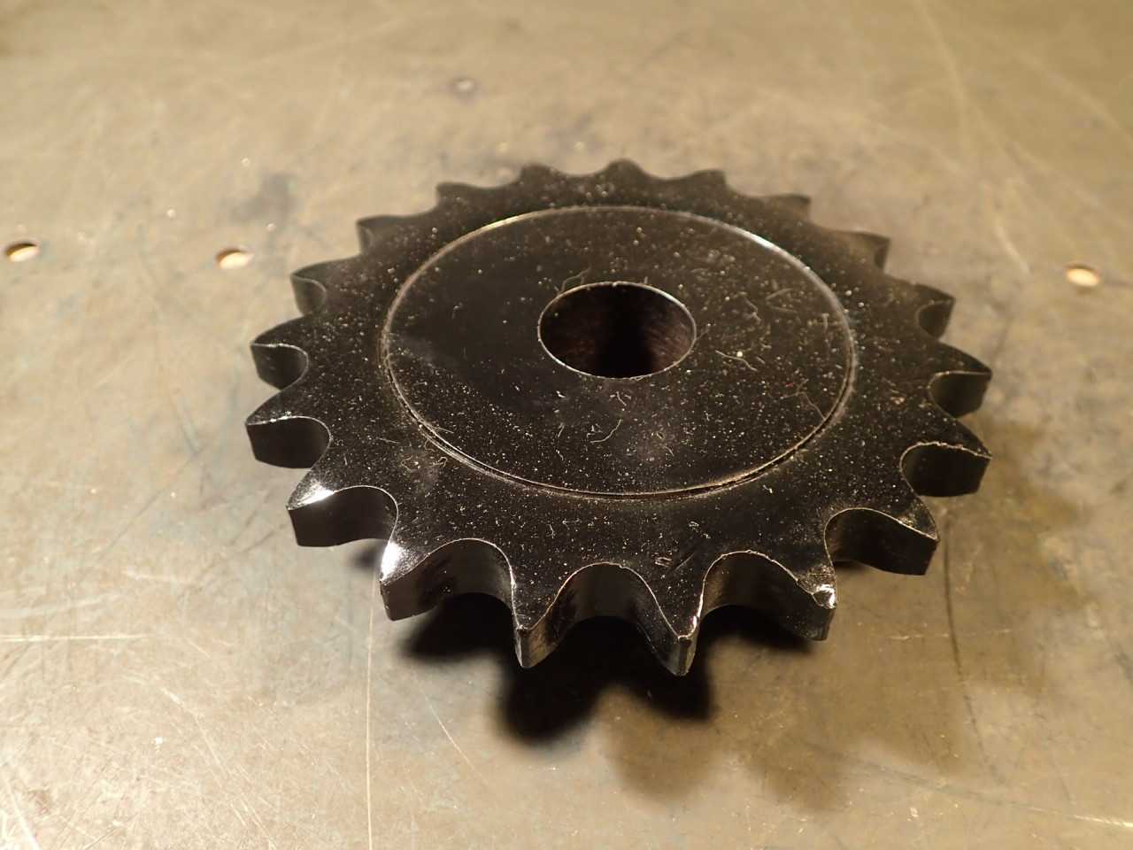 Shamrock 60-19 #60 Steel Chain Sprocket 19-Tooth 4-7/8" OD 1" Bore New Old Stock - ROLLER CHAIN
