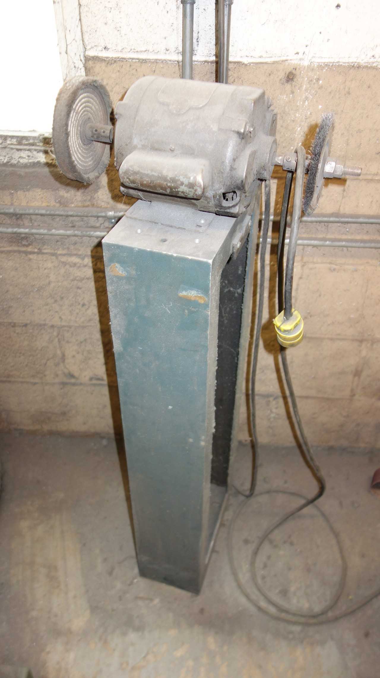 POWER TOOL 62-11 1/3HP 115V-AC BENCH GRINDER SANDER - BENCH GRINDERS