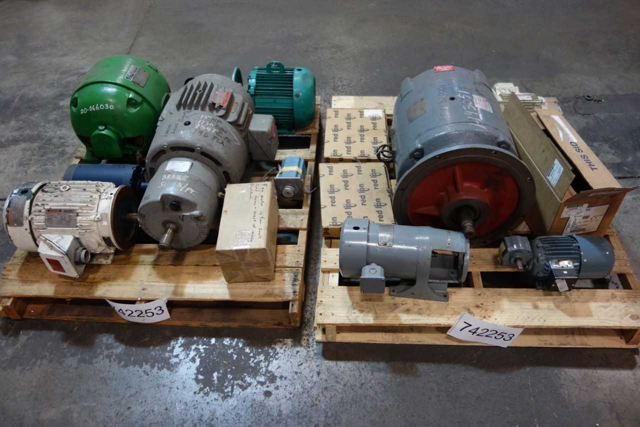 2 PALLETS OF ASSORTED ELECTRICAL AC MOTORS, ADAPTER KIT AND ACCESSORY- WESTINGHOUSE, RELIANCE - ELECTRIC MOTORS