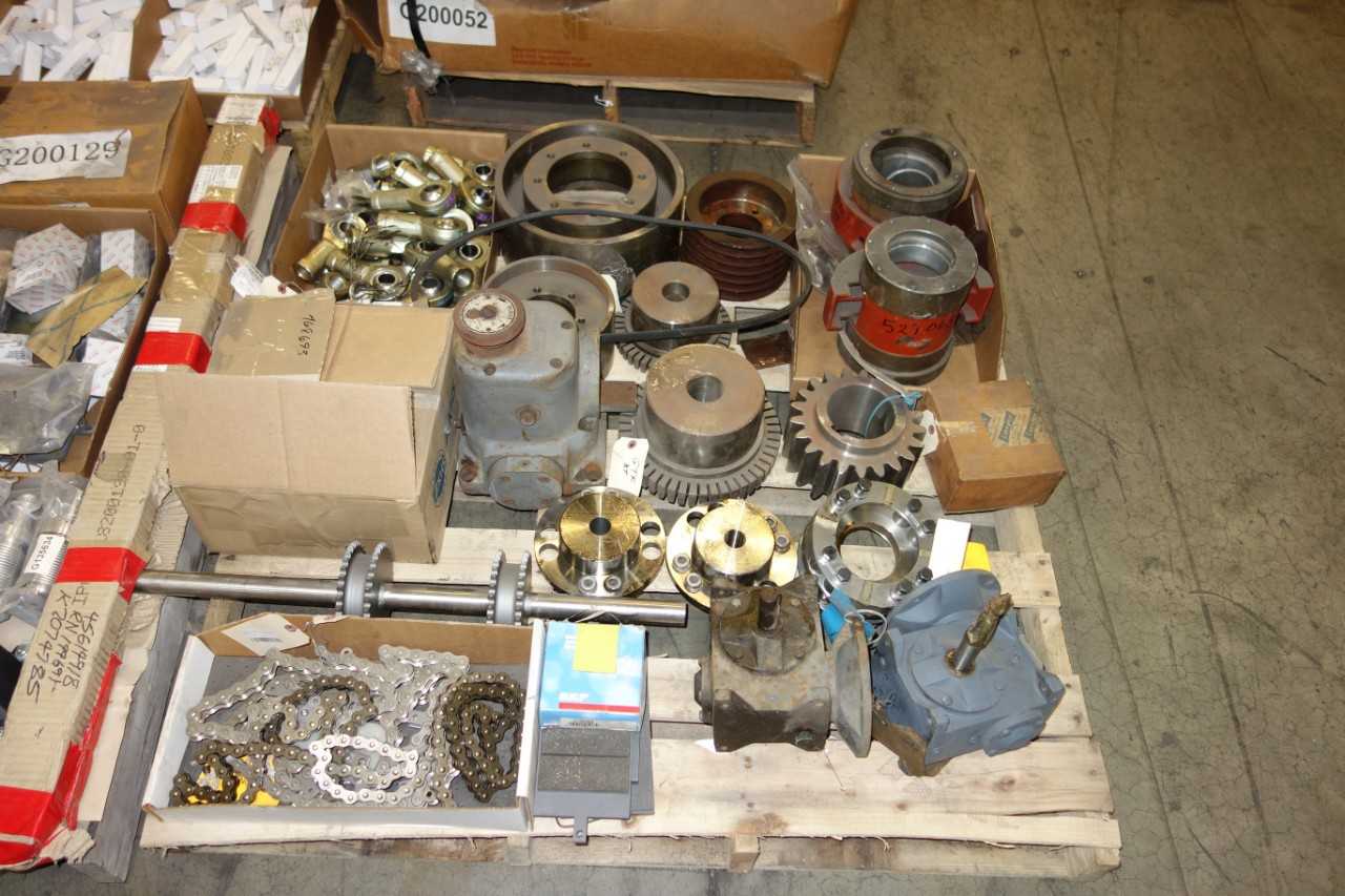 4 PALLETS OF ASSORTED POWER TRANSMISSION, GEAR REDUCERS, ROLLER CHAINS, COUPLINGS, SPARK PLUGS, MOTOR SLEEVES, REXROTH, LINK-BELT, LOVEJOY, FPS - POWER TRANSMISSION