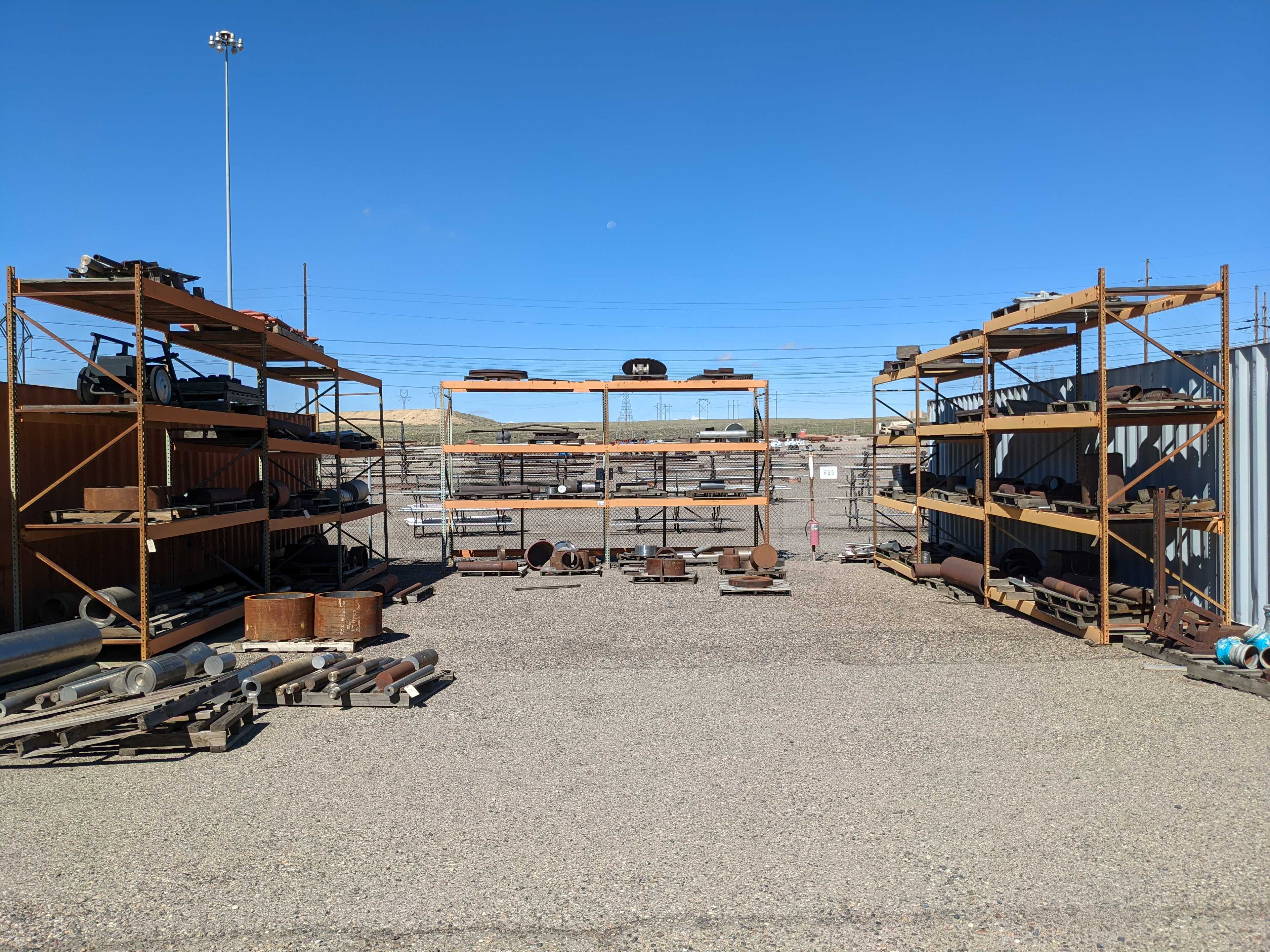 STEEL RACKING AND FLOOR - MACHINING ACCESSORIES & TOOLING STEEL RACKING AND FLOOR - MACHINING ACCESSORIES & TOOLING