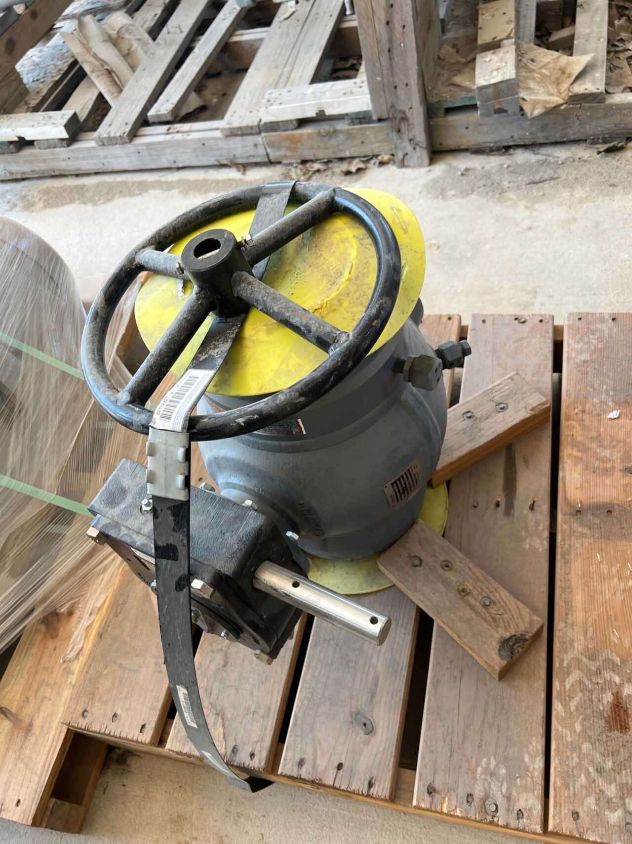 Clamps, Elbows, Ball Valves, Marker Balls , Large Steel Fittings - MISCELLANEOUS