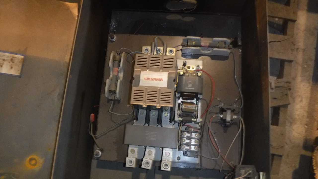 200 HP Sylvania AC Motor Starter - MOTOR CONTROL CENTERS